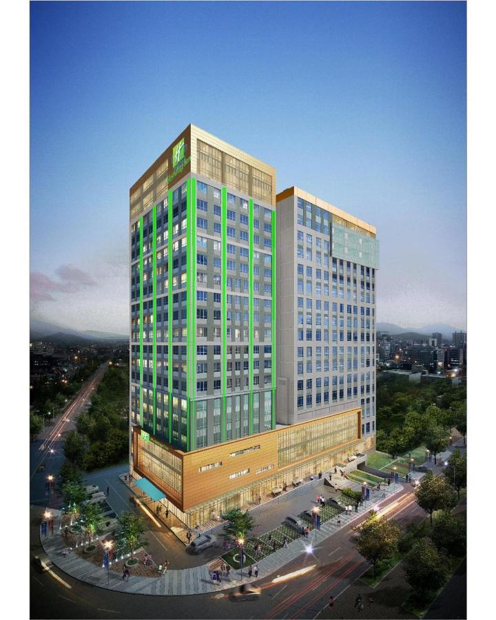 Holiday Inn Ulaanbaatar By Ihg Exteriör bild